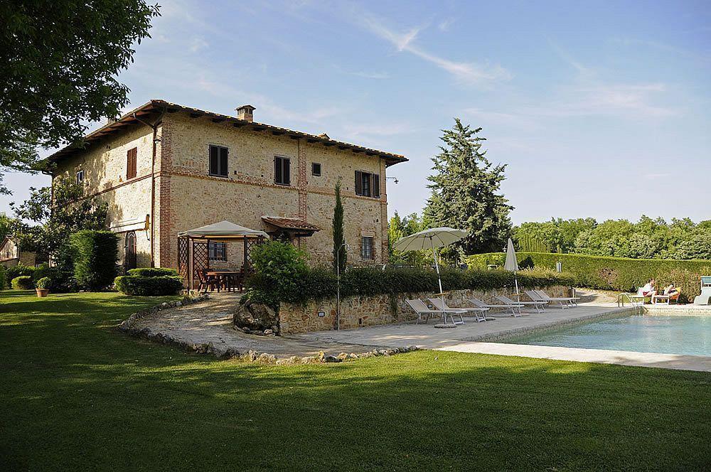 Il Colombaio, Siena -Appartamenti E Camere- Isola d'Arbia Luaran gambar