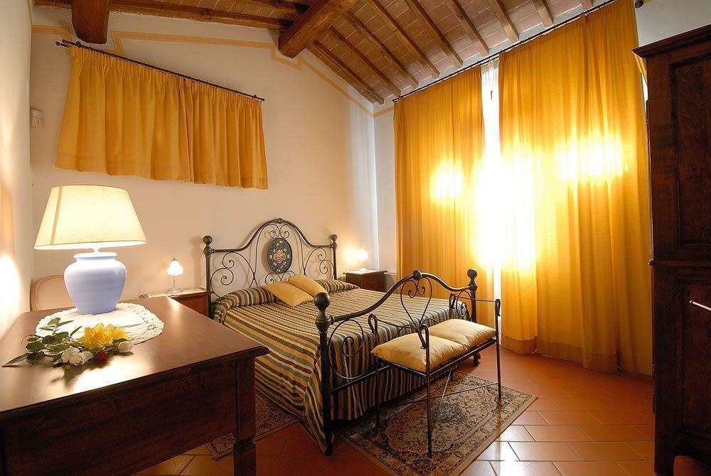 Il Colombaio, Siena -Appartamenti E Camere- Isola d'Arbia Luaran gambar