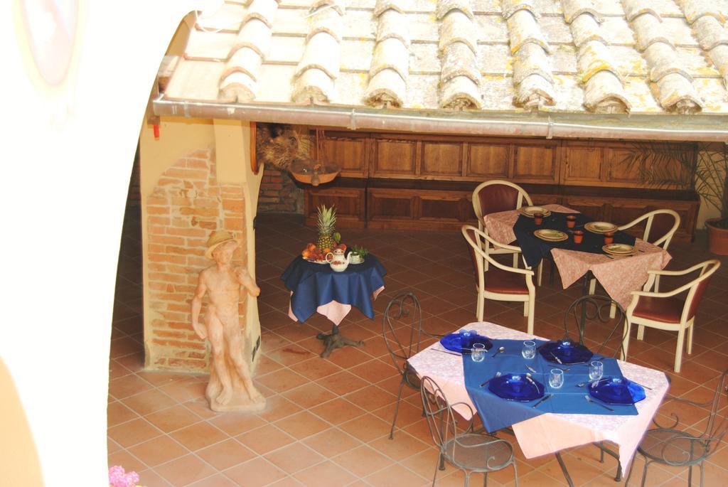 Il Colombaio, Siena -Appartamenti E Camere- Isola d'Arbia Luaran gambar