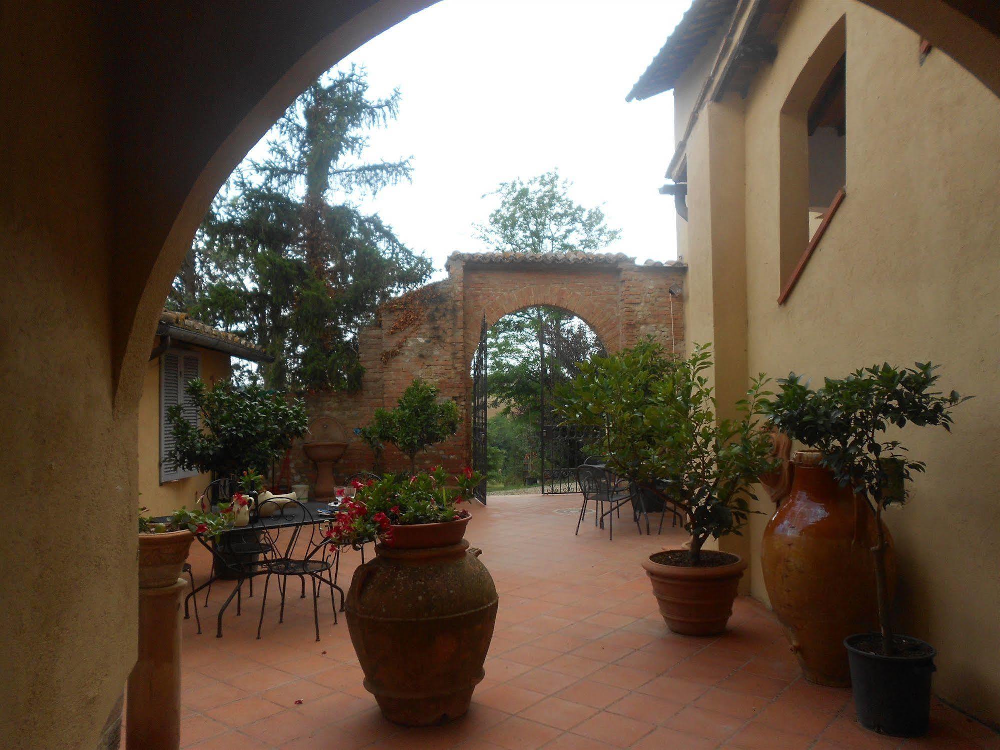 Il Colombaio, Siena -Appartamenti E Camere- Isola d'Arbia Luaran gambar